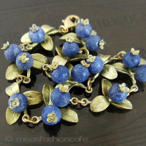 （画像用） マイケルミショー　ブレス ラピスのブルーベリー