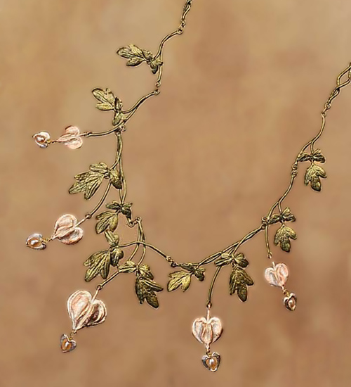 （画像用） マイケルミショー ネックレス 真珠・タイツリソウ