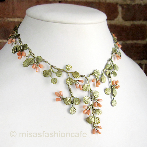 （画像用） マイケルミショー ネックレス 珊瑚のストロベリー