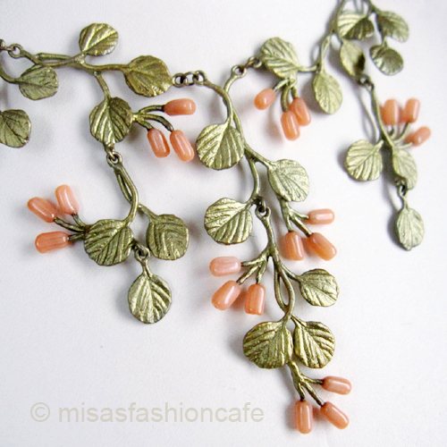 （画像用） マイケルミショー ネックレス 珊瑚のストロベリー