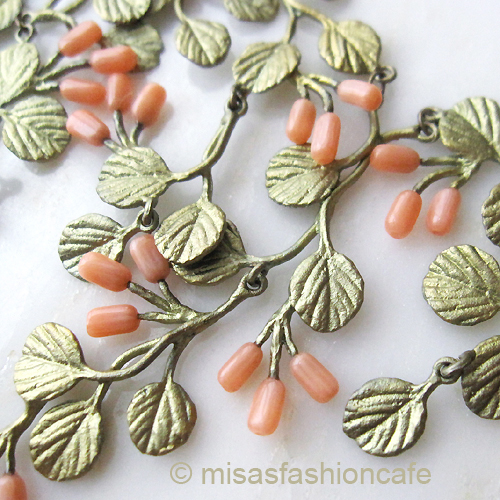 （画像用） マイケルミショー ネックレス 珊瑚のストロベリー