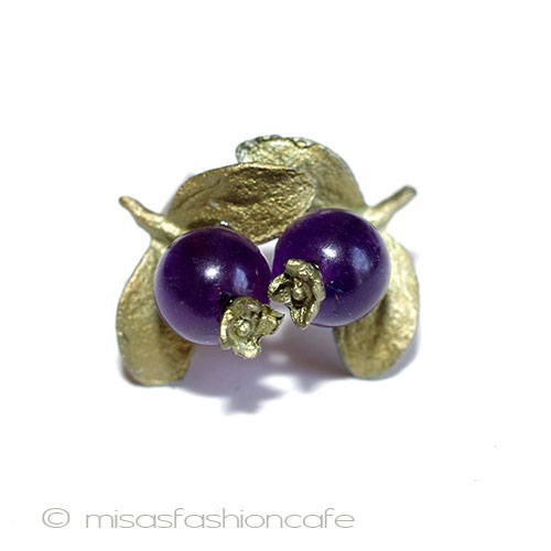 （画像用） マイケルミショー　ピアス アメジストのブルーベリー