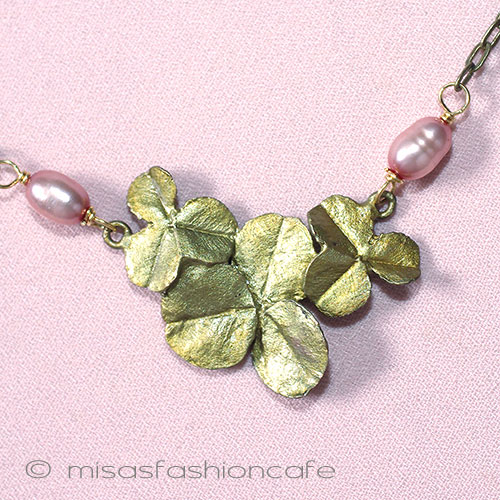 （画像用） マイケルミショー　 クローバー　三つ葉