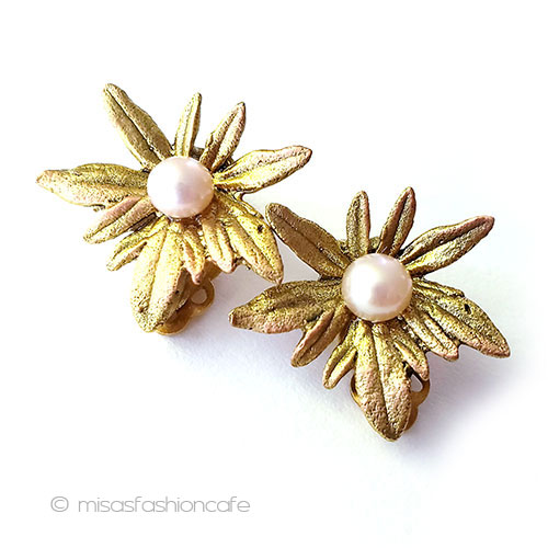 （画像用） マイケルミショー　真珠 ゼラニウム花イヤリング