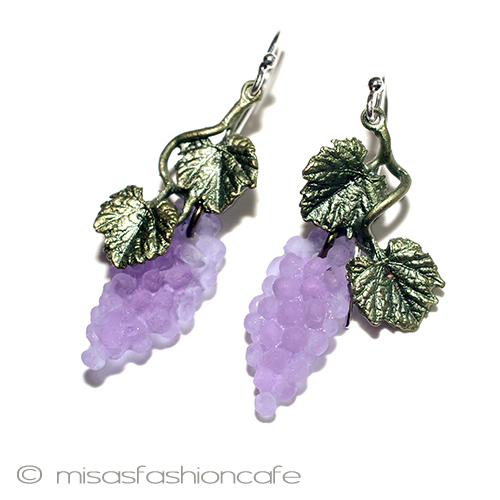 （画像用） マイケルミショー　葡萄 ピアス　または　クリップ