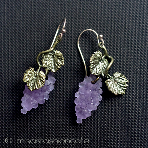 （画像用） マイケルミショー　葡萄 ピアス　または　クリップ