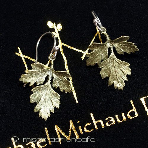 （画像用） ピアス　または　クリップ 　ハーブ：　パセリ