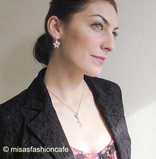 （画像用） Michaud ピアス 真珠つつじの花