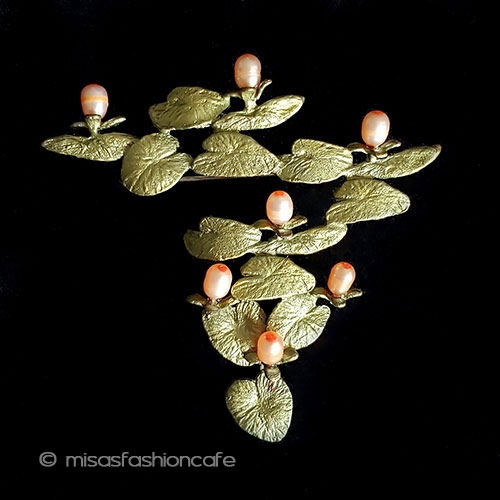 （画像用） マイケルミショー　再販 真珠・睡蓮の花ブローチ