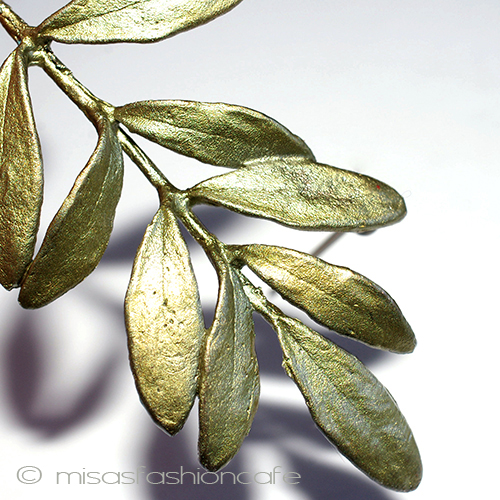 （画像用） マイケル　ミショー オリーブ ブローチ