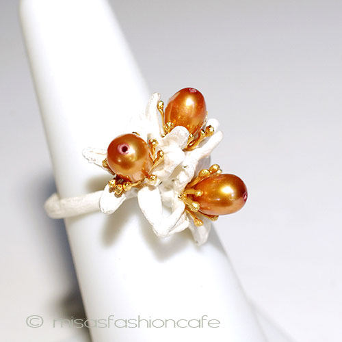 （画像用） マイケルミショーリング 真珠　オレンジの花