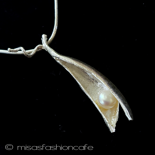 （画像用） マイケルミショーネックレス 真珠・銀のさやえんどう豆