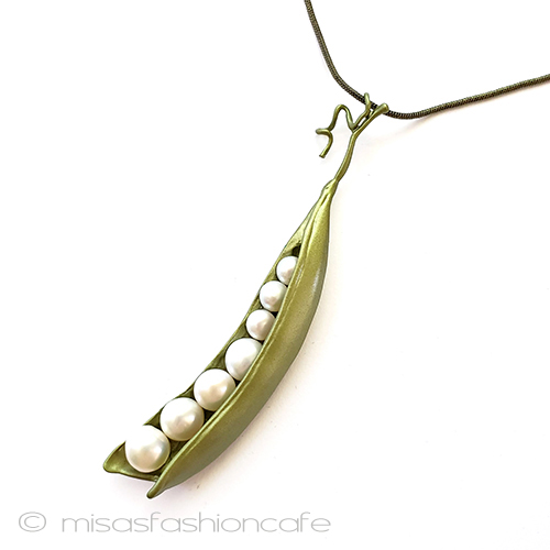 （画像用） ペンダントネックレス ７粒の真珠さやえんどう豆