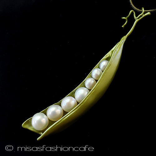 （画像用） ペンダントネックレス ７粒の真珠さやえんどう豆