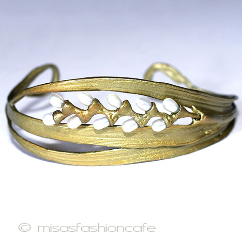 （画像用） マイケル・ミショー　新着 真珠のお米バングル