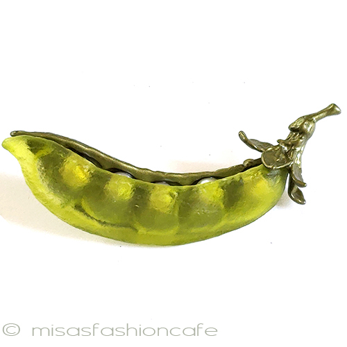 （画像用） えんどう豆　ブローチ 真珠　さやえんどう