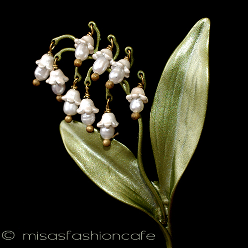 （画像用） 真珠すずらん　ブローチ