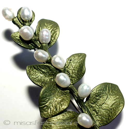 （画像用） 真珠　小枝ブローチ