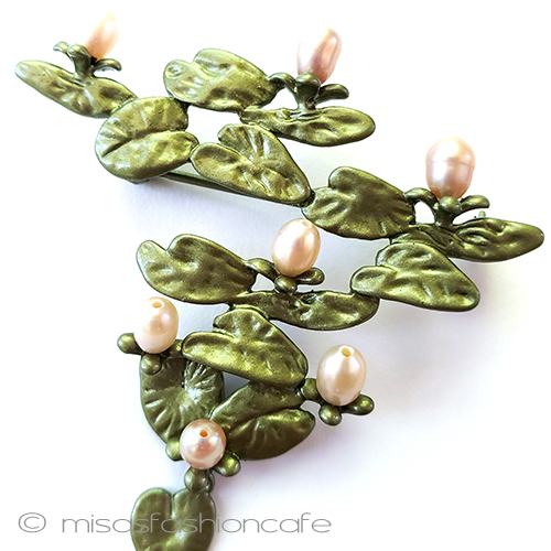 （画像用） 真珠・睡蓮のお花 フラワーブローチ