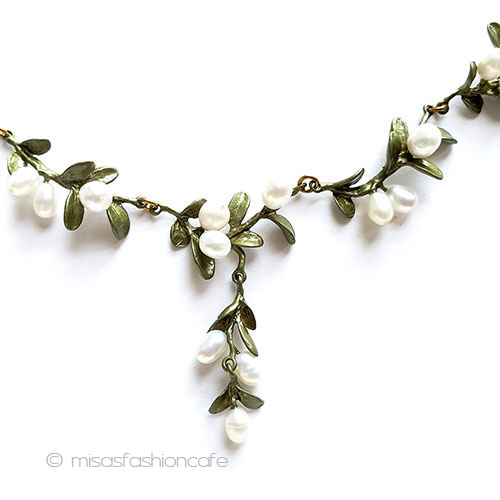 （画像用） 真珠の木の実ネックレス ボタニカルジュエリー