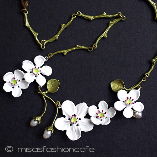 （画像用） 真珠　お花ネックレス