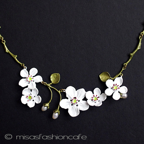 （画像用） 真珠　お花ネックレス