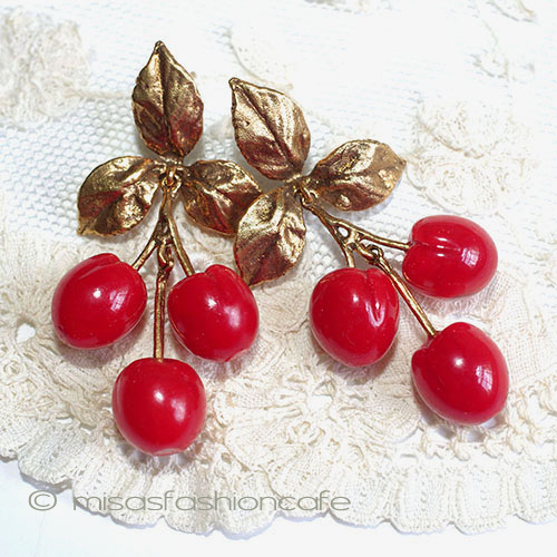 （画像用） マイケルミショー　ピアス アートガラス　チェリー