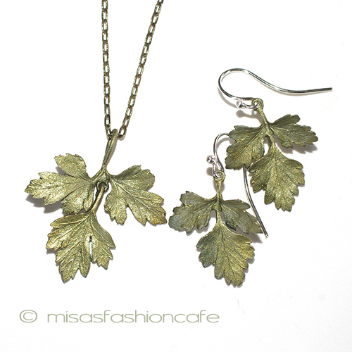 （画像用） マイケルミショー　ハーブ パセリ　ネックレス