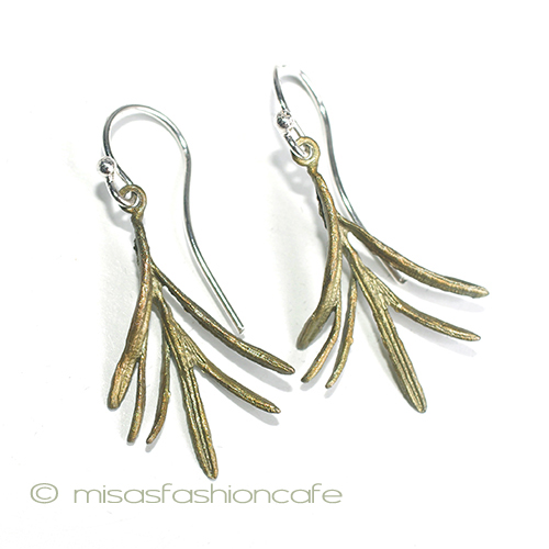 （画像用） ハーブ：　ローズマリー ピアス　または　クリップ