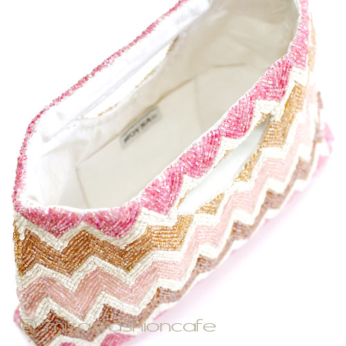 （画像用） ＭＯＹＮＡ　モイナ ピンク・ホワイトジグザグ