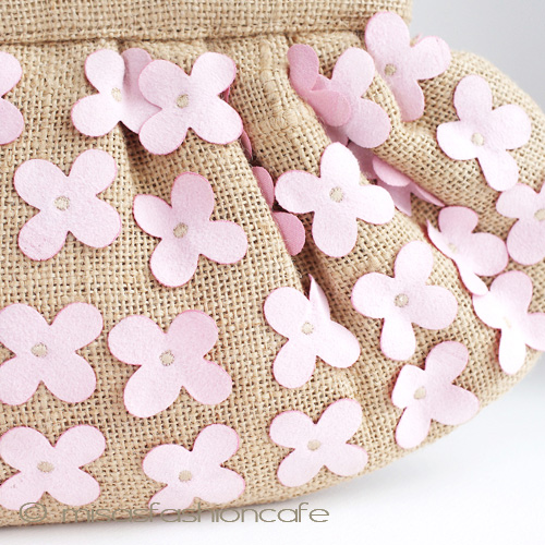 （画像用） ＭＯＹＮＡ　モイナ　 　ピンク・フラワー