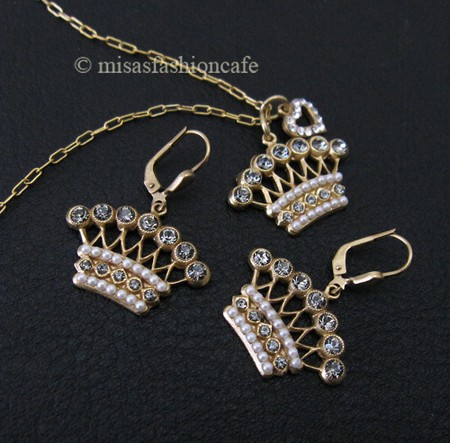 （画像用） クラウン　ピアス　仏製