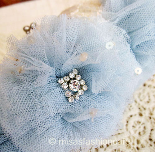 （画像用） SANTI サンティ クラッチ ベビーブルーフラワー（小）