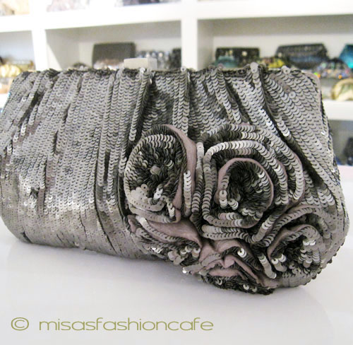 （画像用） SANTI サンティ クラッチ 　立体サイドフラワー