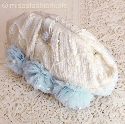 （画像用） SANTI サンティ クラッチ 　水色フラワー（ワイド）