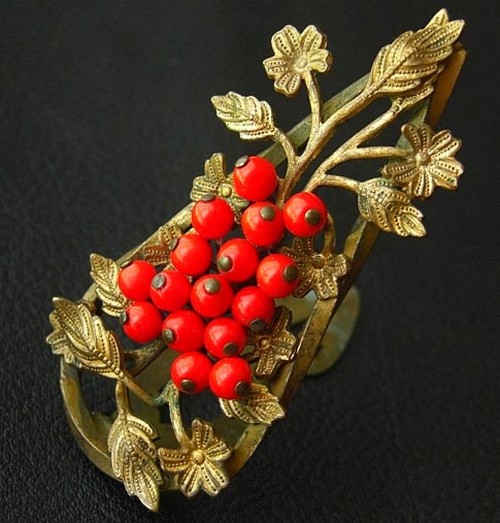 （画像用） アンティーク　ブローチ