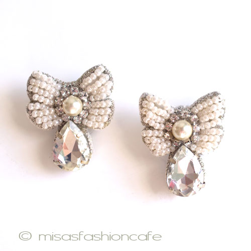 （画像用） ＳＰＡＲＫＬクリスタル・リボン イヤリングまたはピアス