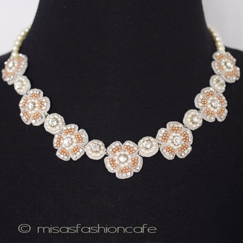 （画像用） ＳＰＡＲＫＬ　ネックレス ベージュパール・フラワー