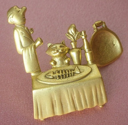 （画像用） 猫ねこのレストラン　ブローチ