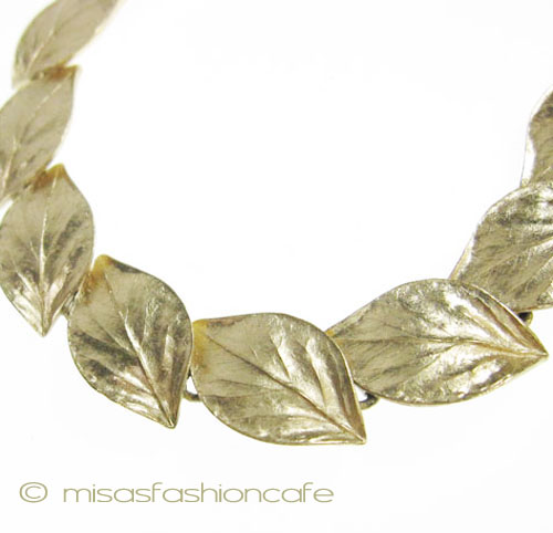 （画像用） クラウン・トリファリ Ｔｒｉｆａｒｉ　金の葉