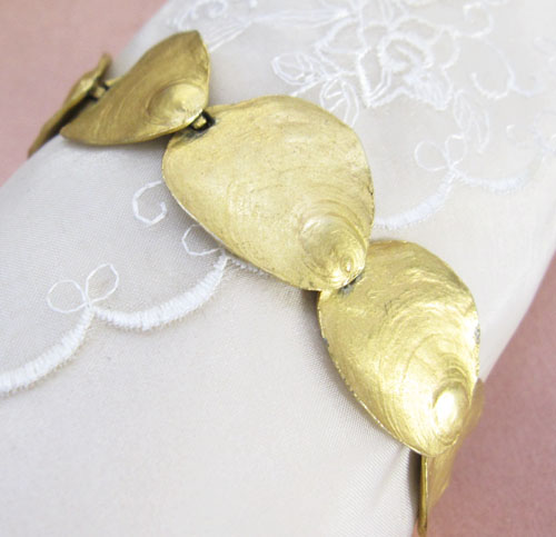 （画像用） クラウントリファリ Trifari シェル