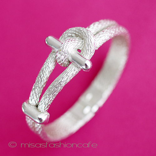 （画像用） Trifari　トリファリ バックル　バングル