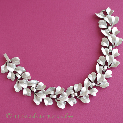 （画像用） Trifari　トリファリ 銀葉ブレスレット