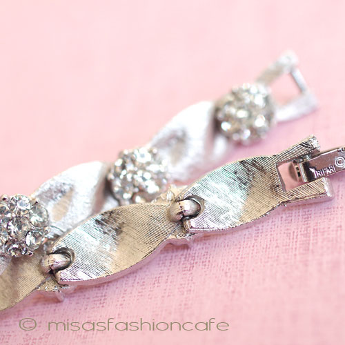 （画像用） クラウン　トリファリ クリスタルｘ銀リボン