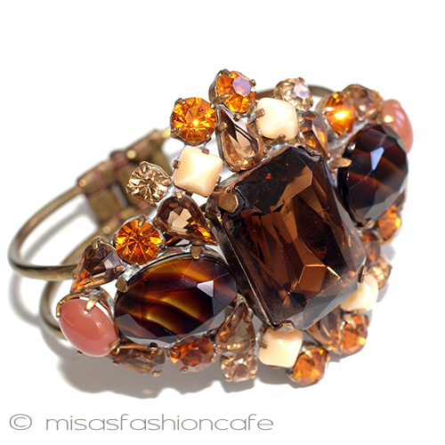 （画像用） チェコ製ガラス バングル