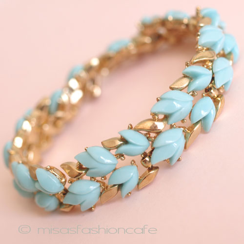 （画像用） クラウン　トリファリ TRIFARI　花ブレスレット