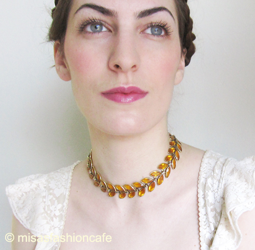 （画像用） Trifari　トリファリ 希少ガラス葉ネックレス