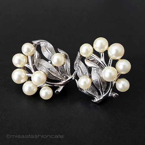 （画像用） Trifari　 トリファリ パール花イヤリング