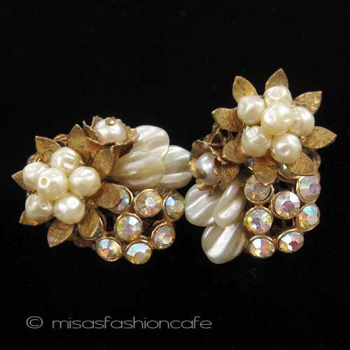 （画像用） パール花 イヤリング