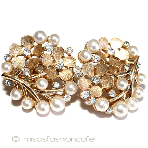 （画像用） Ｔｒｉｆａｒｉ　 トリファリ パール花イヤリング